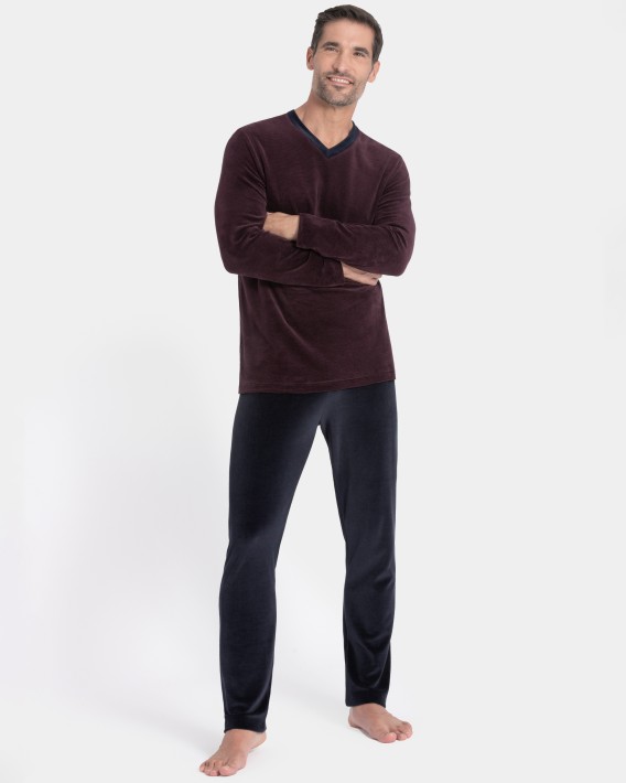 Man's velvet pyjama