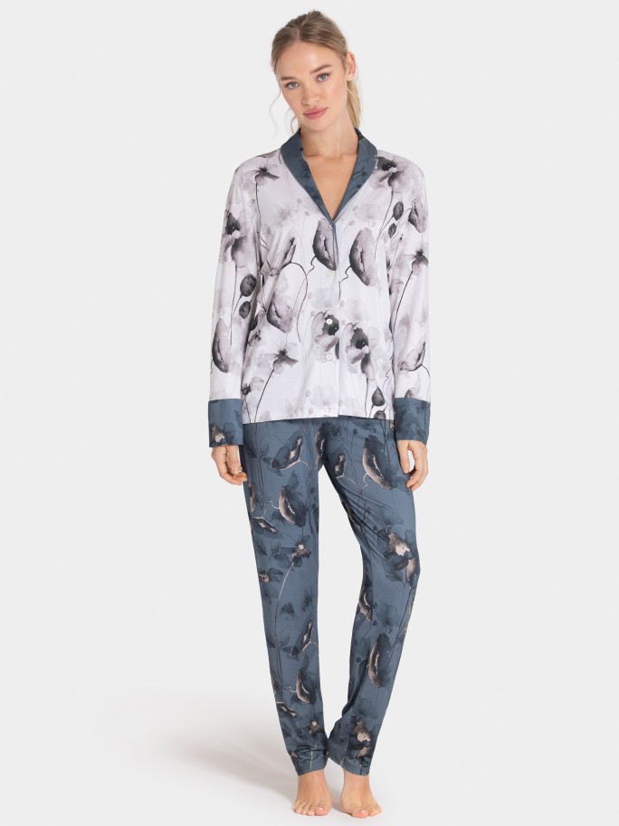 Woman's Pyjama with buttons in Modal