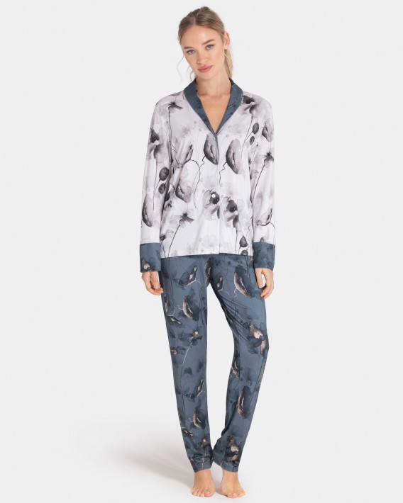 Woman's Pyjama with buttons in Modal