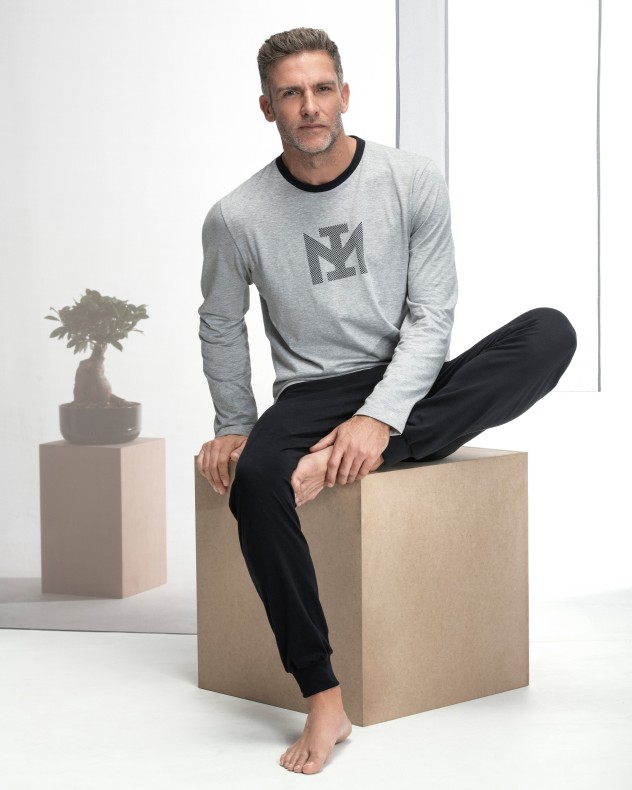 Man's pyjama in cotton