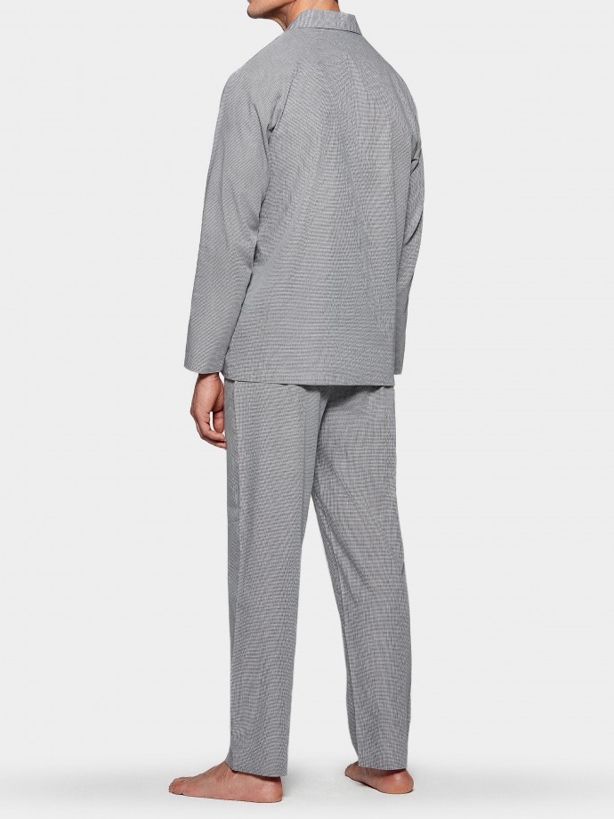 Men's pyjamas in chequered fabric