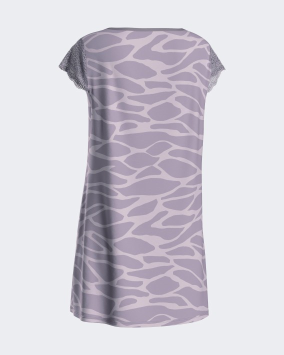 Camisa de dormir com detalhes em renda