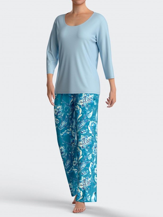 Pijama de mujer estampado floral en Modal