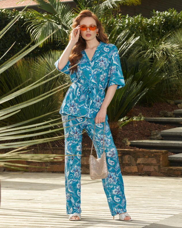 Pijama botões estampado floral em Modal