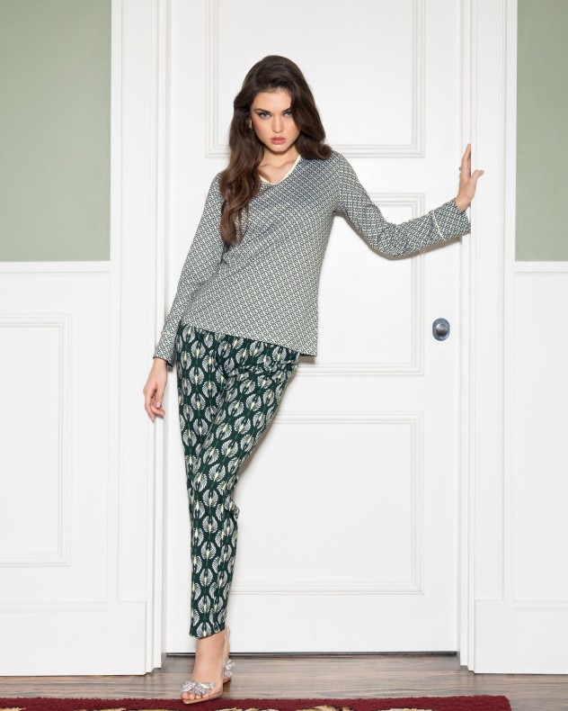 Pijama de mulher estampado em algodão modal
