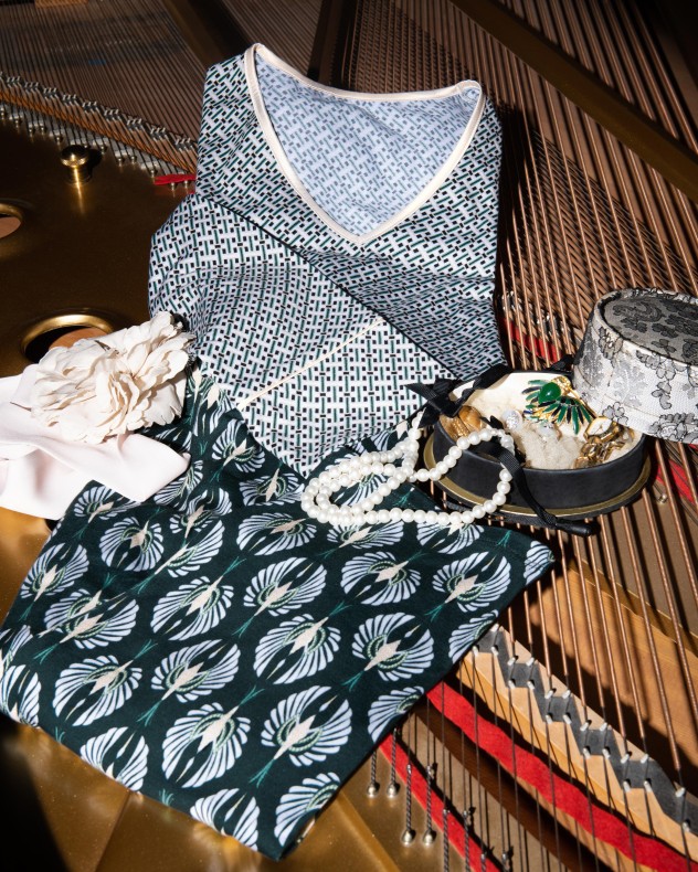 Pijama de mulher estampado em algodão modal