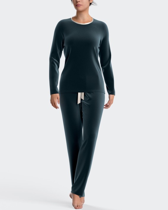 Pijama de mulher em veludo em algodo modal
