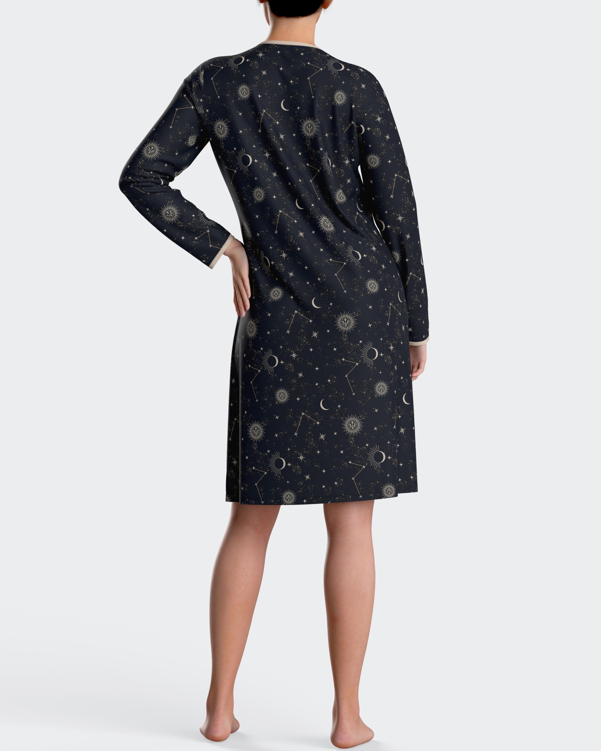 Camisa de dormir com estampado dourado