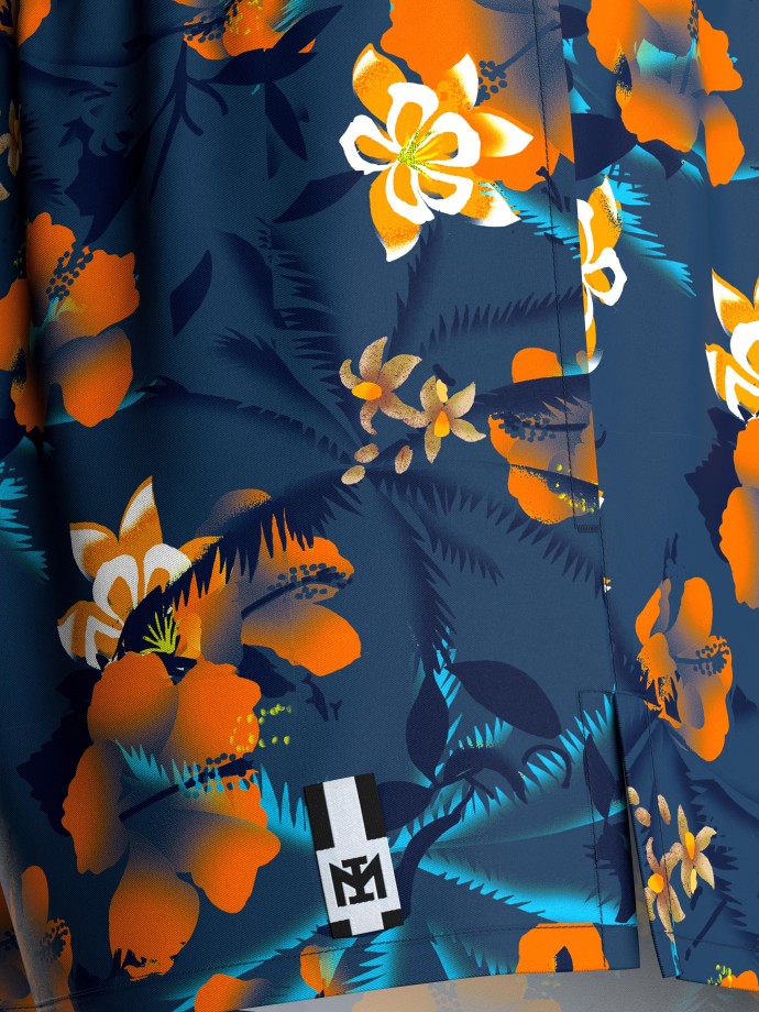 Kurze Badeshorts mit Blumenprint