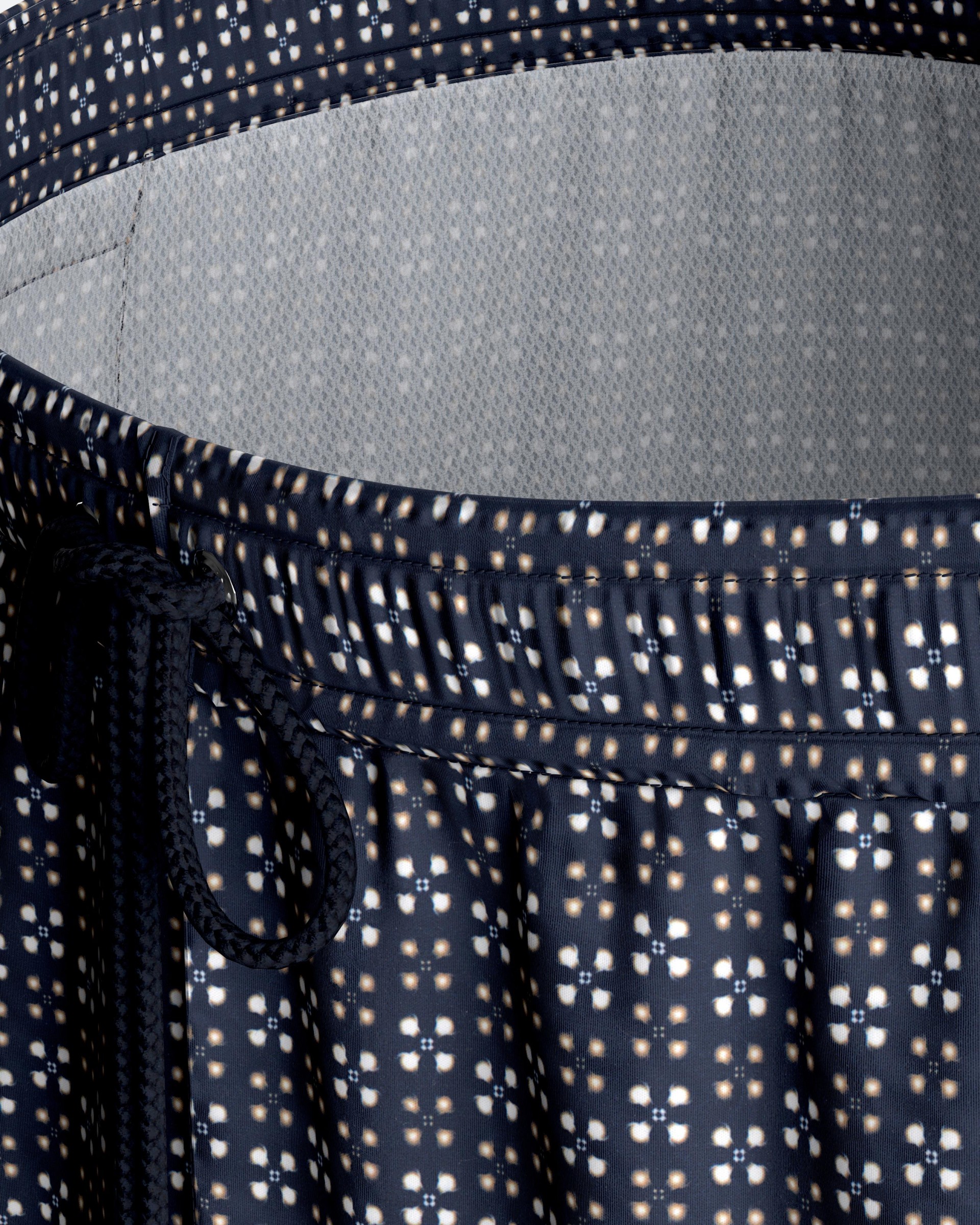 Geometric printed swim short