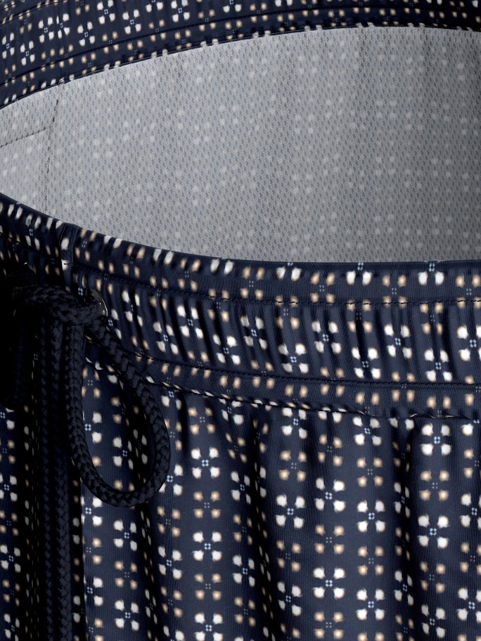Geometric printed swim short