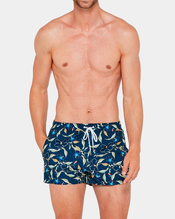 Short court Sanary