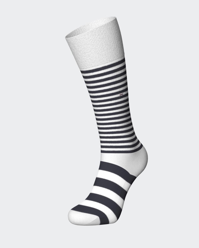 2 Pairs of Striped Socks