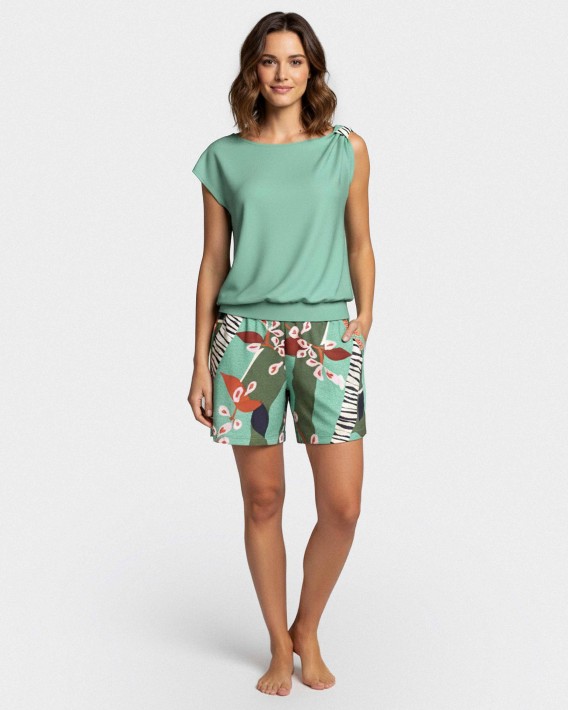 Pijama curto com estampado botânico em Modal