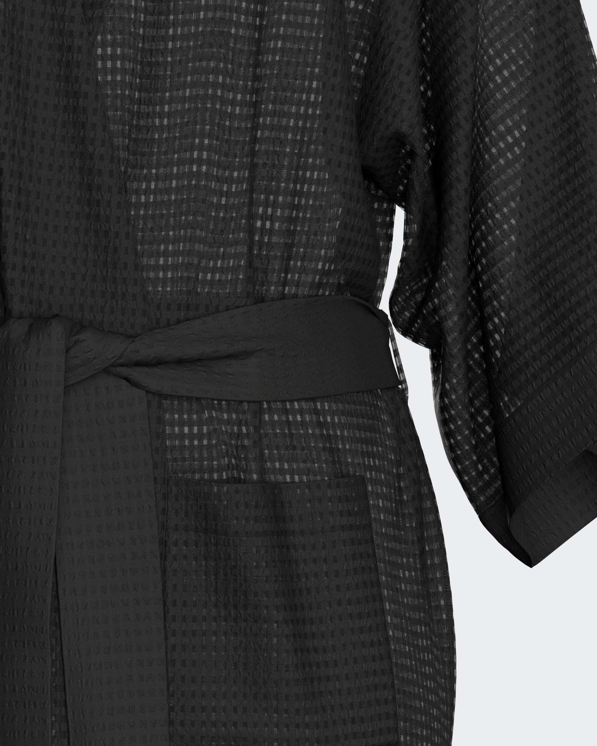 Short kimono-style women's dressing gown