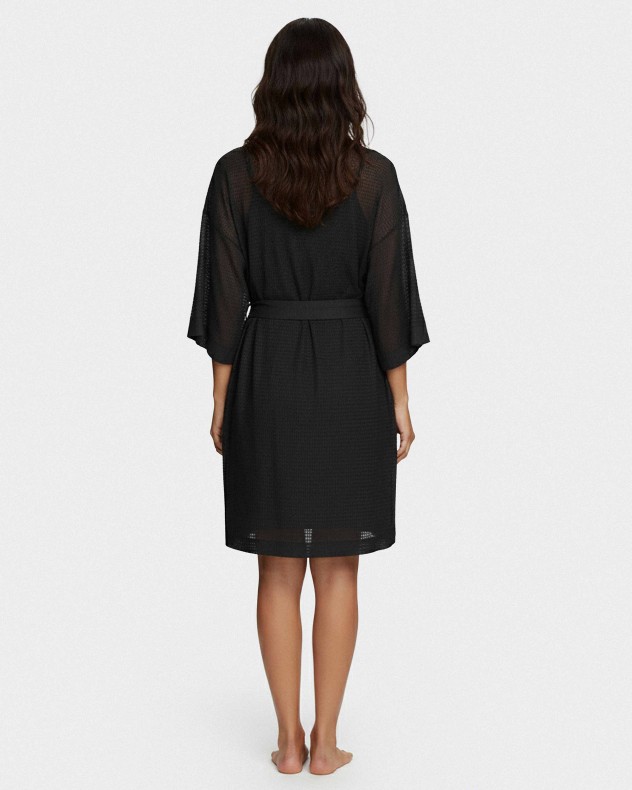 Short kimono-style women's dressing gown